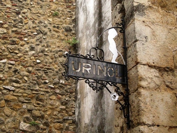 Lisbon urinal