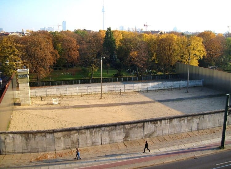 berlin wall death strip