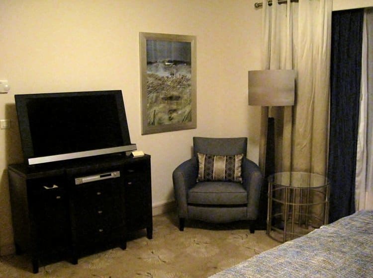 four seasons jordan suite bedroom