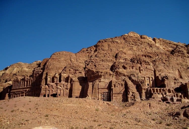 petra tombs