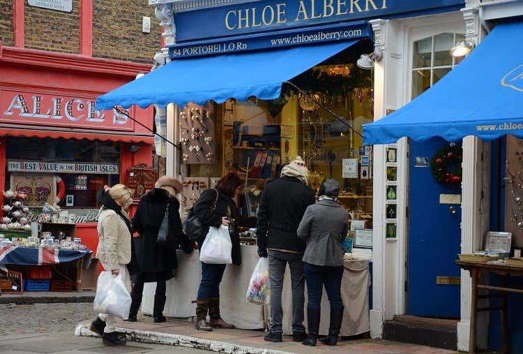 portobello road shoppers