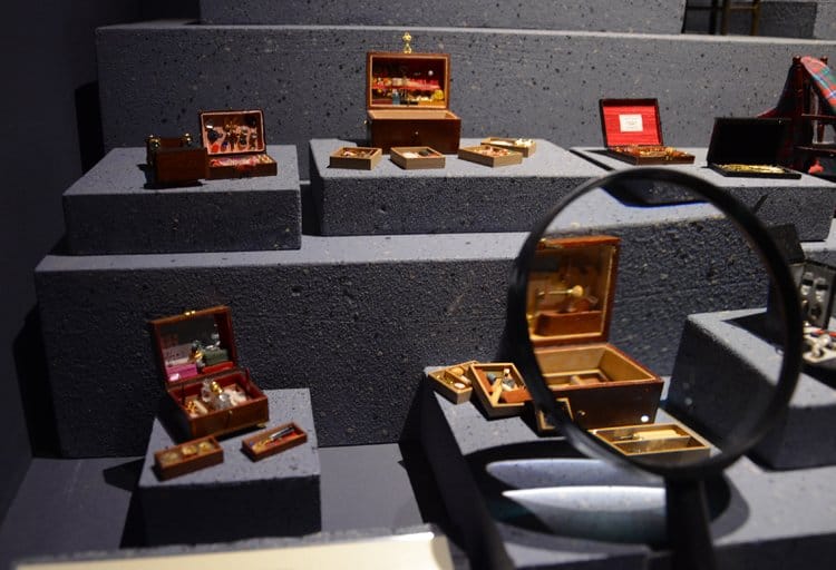 miniature musee lyon display