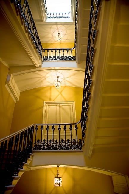 hotel telegraaf staircase