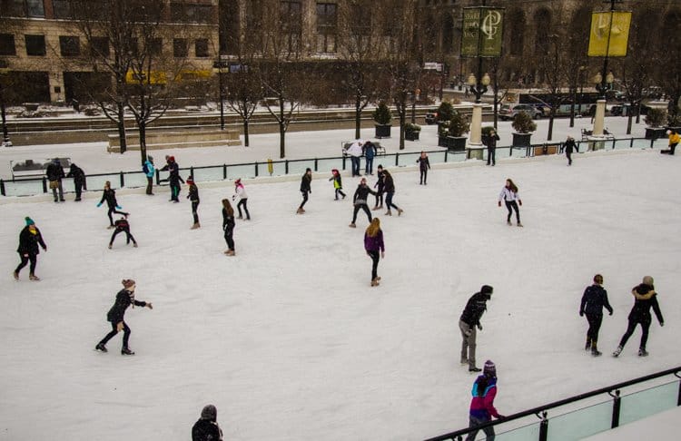 ice skating millenium park